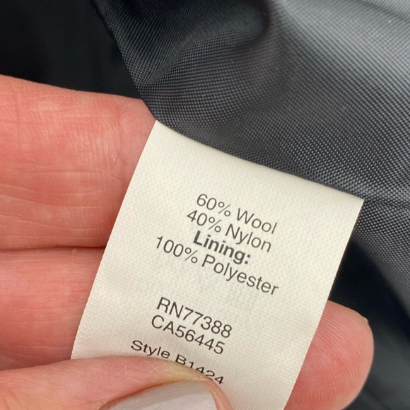 J.Crew Keaton herringbone Gray black Boy Blazer size 2 - Picture 2 of 9